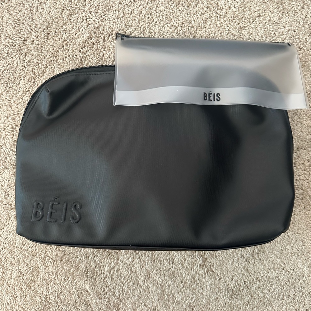 BÉIS the large cosmetic pouch in black